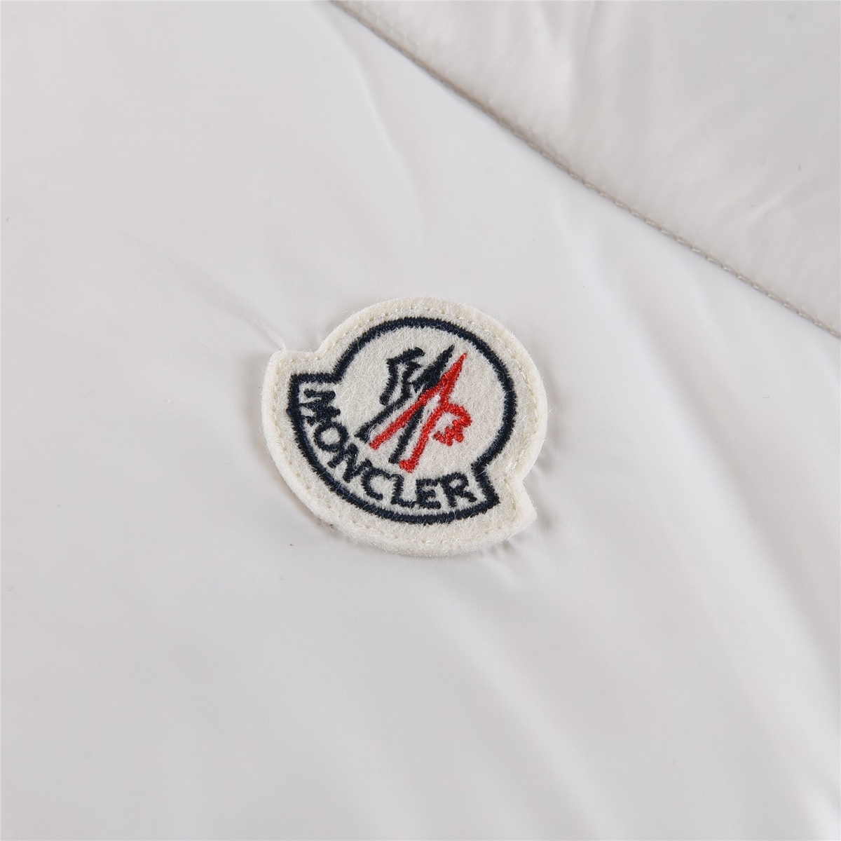 Moncler Tricolour Sleeve-Stripe Hooded Puffer – White, Premium Down