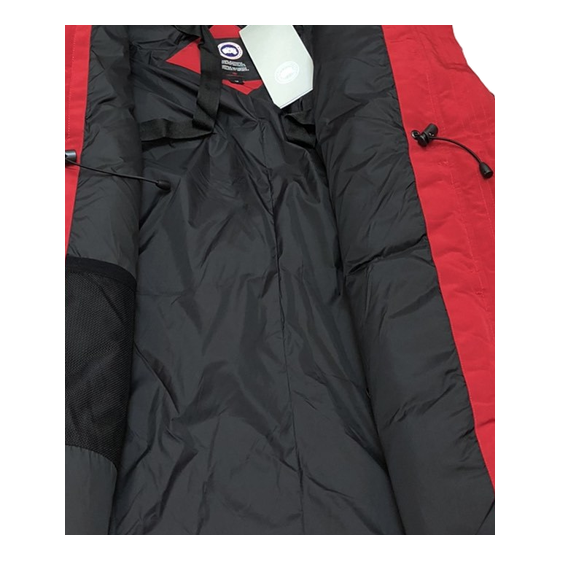 Canada Goose Women’s Rossclair Fur-Trim Parka – Tailored Fit, Coyote Fur Hood