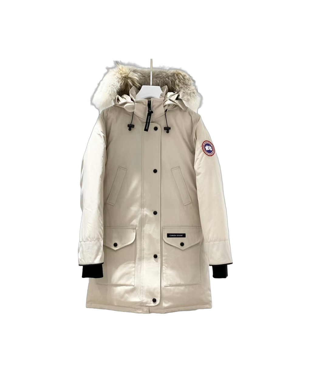 Canada Goose Women’s Trillium Fur-Trim Parka – 625-Fill Down, Coyote Fur Hood