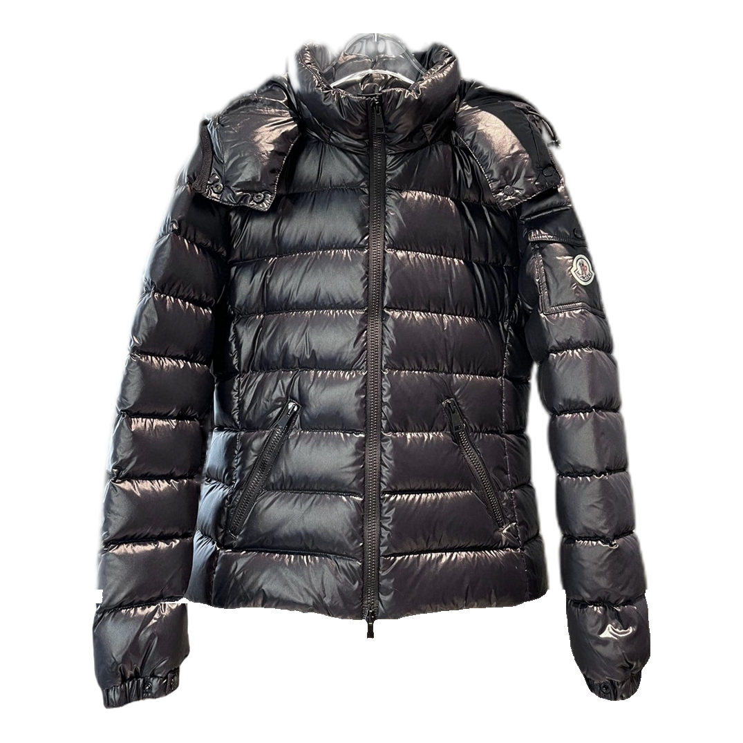 Moncler Bady Hooded Puffer Jacket – Iconic Silhouette, Premium Down