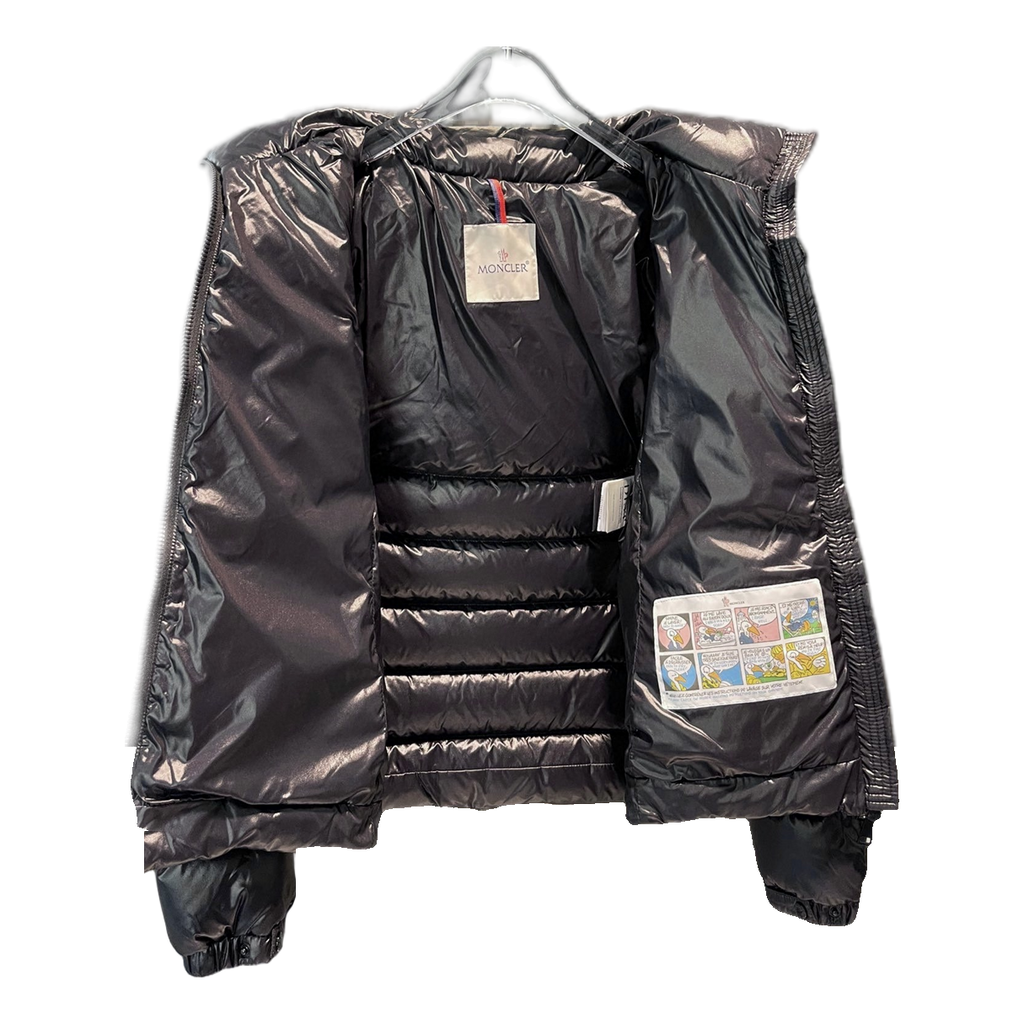 Moncler Bady Hooded Puffer Jacket – Iconic Silhouette, Premium Down