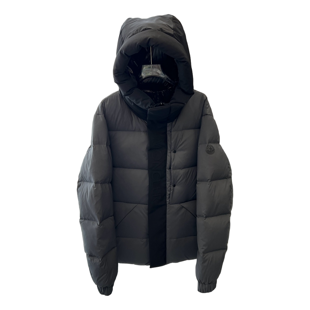 Moncler Contrast-Hood Colour-Block Puffer Jacket – Graphic, Bold, Intentional