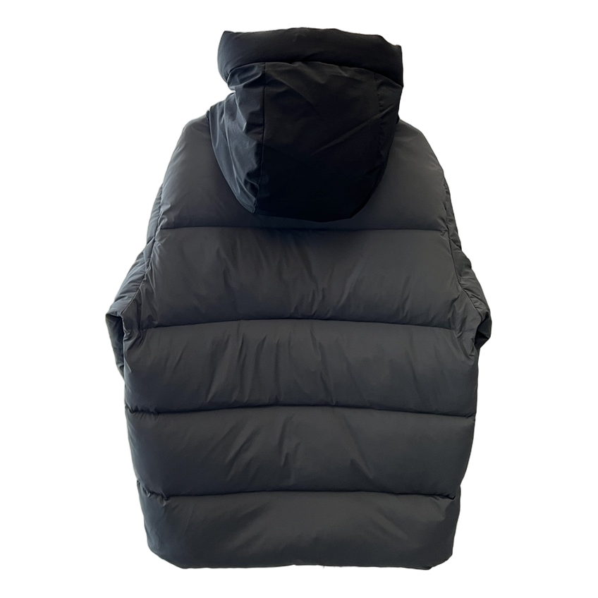 Moncler Contrast-Hood Colour-Block Puffer Jacket – Graphic, Bold, Intentional