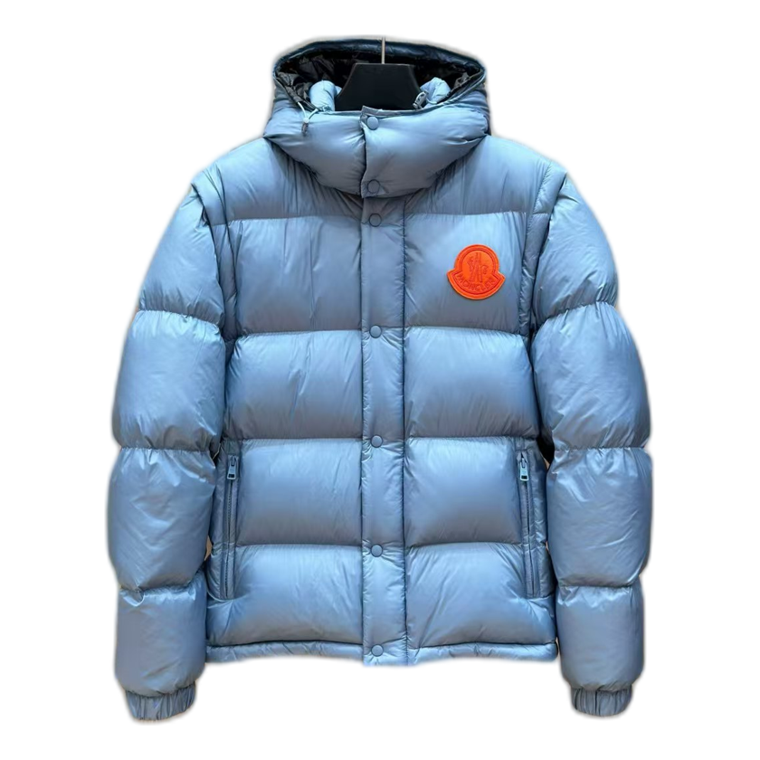 Moncler Oversized Chest-Badge Hooded Puffer – Bold Fit, Premium Down