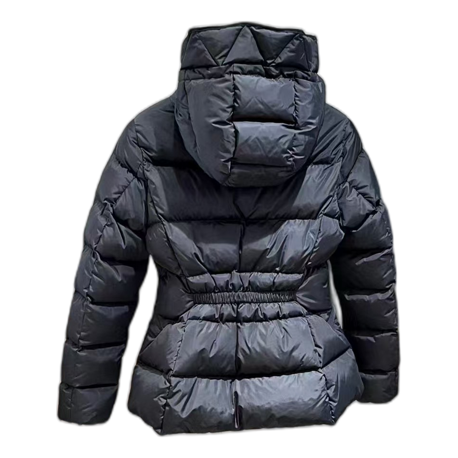 Moncler Drawstring-Hood Fitted Puffer Jacket – Tailored Fit, Adjustable Hood