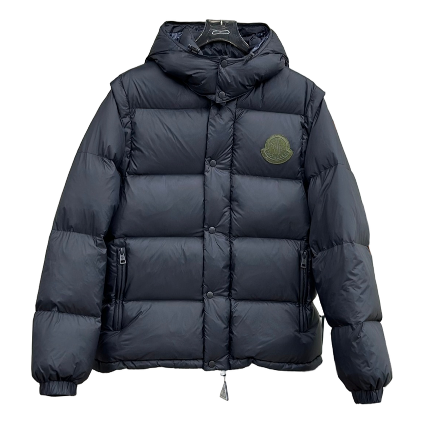 Moncler Cyclone Convertible Puffer Jacket – Versatile, Premium Down