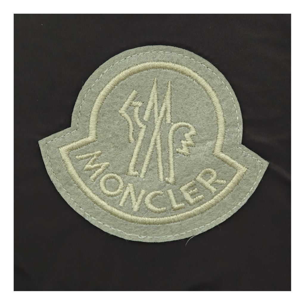 Moncler Cyclone Convertible Puffer Jacket – Versatile, Premium Down