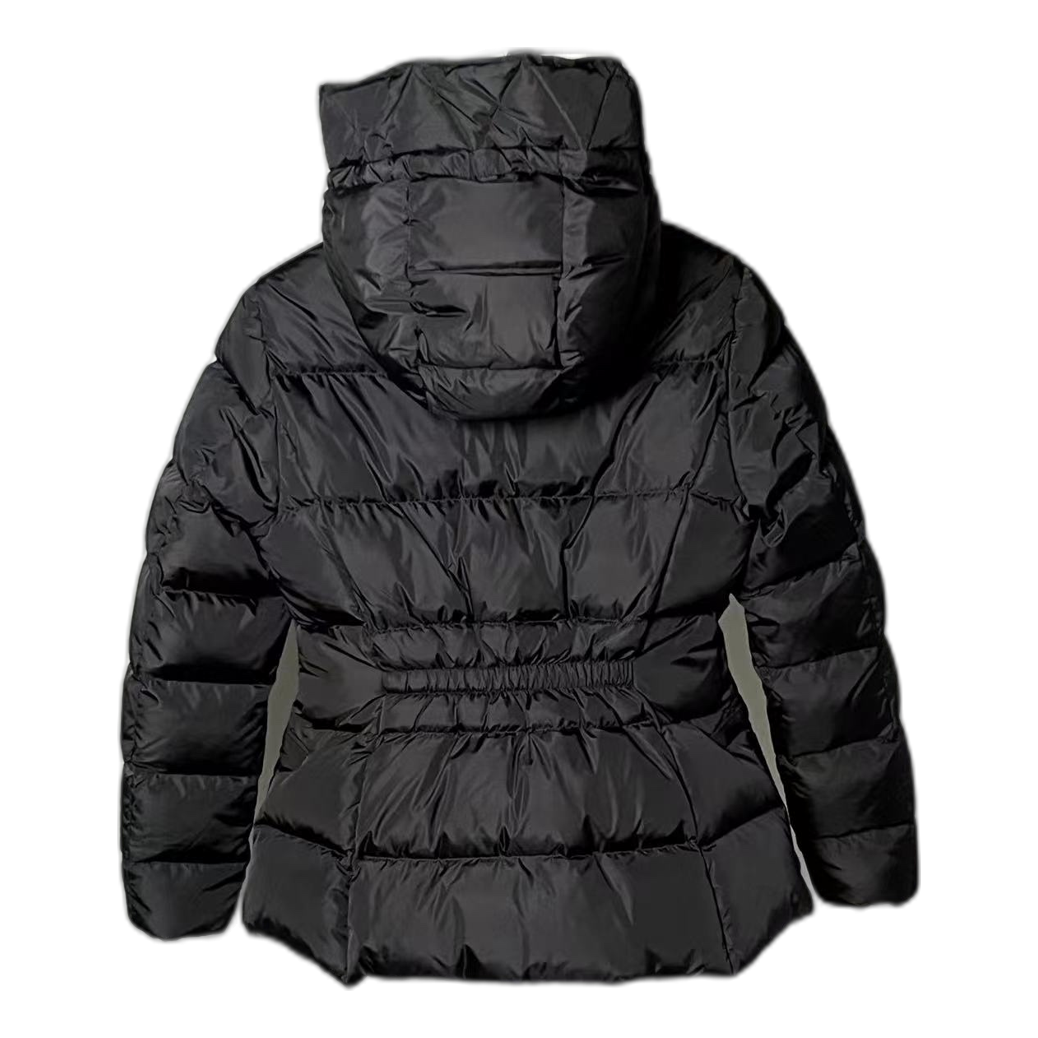 Moncler Avoce Hooded Puffer Jacket – Precise, Quietly Exceptional