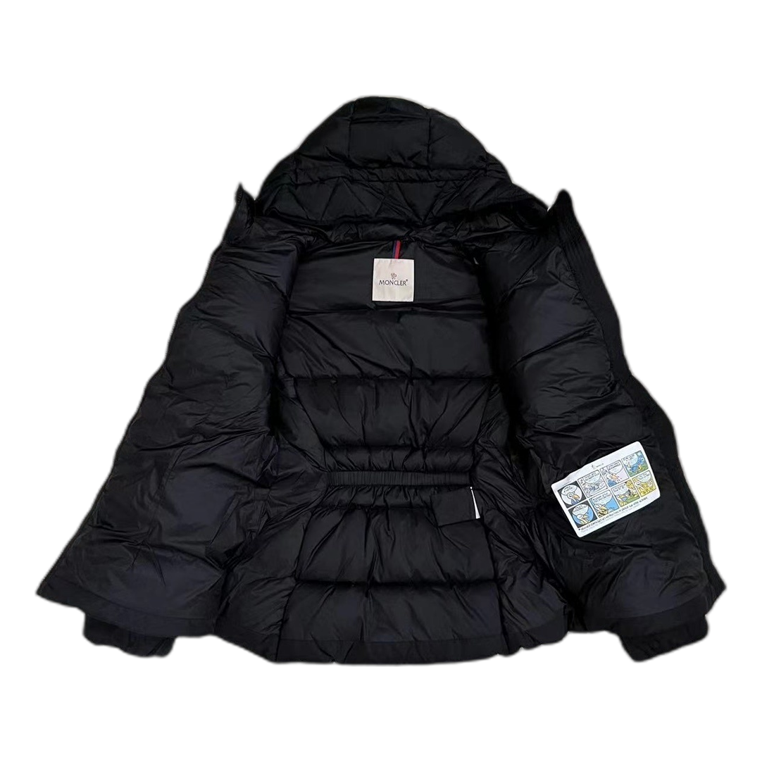 Moncler Avoce Hooded Puffer Jacket – Precise, Quietly Exceptional