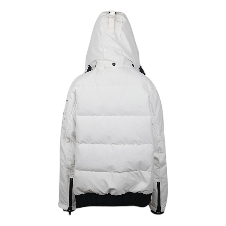 Moose Knuckles Contrast-Pocket Hooded Parka – Bold Design, Canadian Down