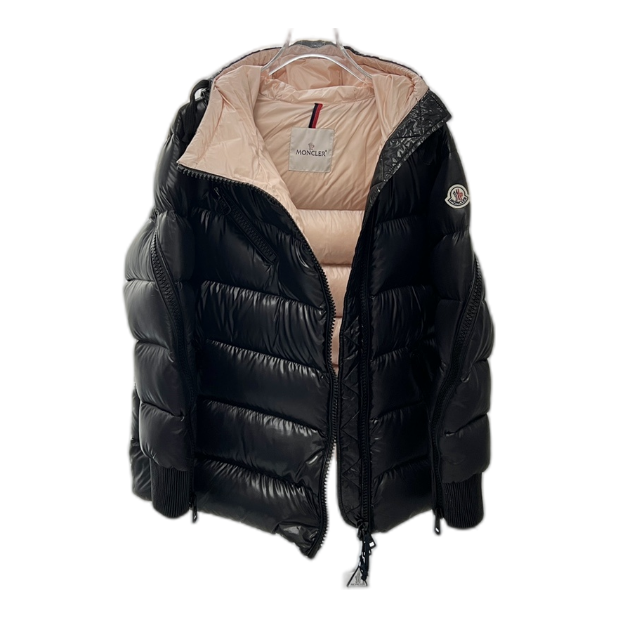 Moncler Liriope Asymmetric-Zip Hooded Puffer Jacket – Premium Down